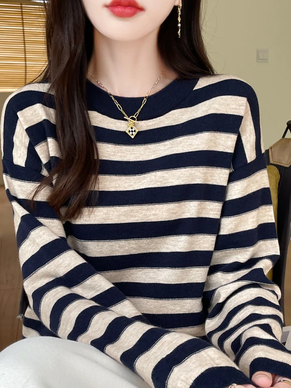 

Faionable Striped Long Sve round Ne Sweater Women's Loose Age-Defng Base irt Inner Wear Top for Autumn Winter