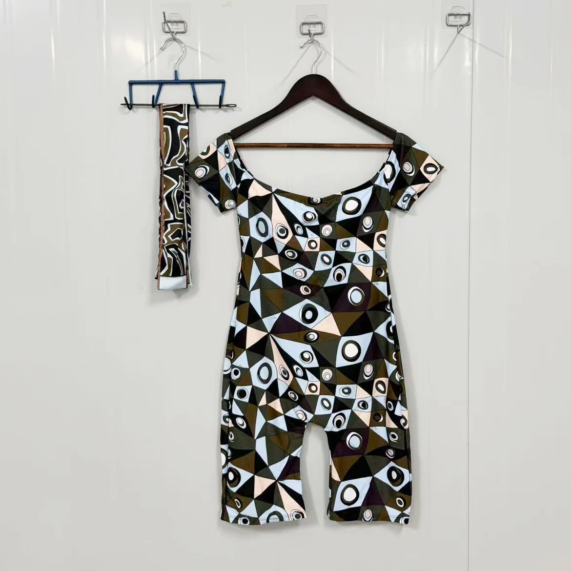 Classic Women's Color Block Rompers with Designer Signature Letter Logo Jumpsuits Luxury Design Women's Playsuits Swimwear view 4