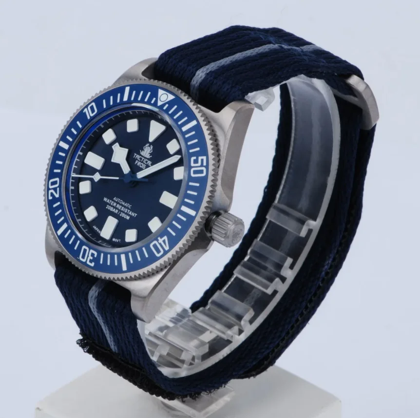 

Тактические мужские дайверские часы с лягушкой, 41 мм, титановый корпус, автоматические механические наручные часы, 20 АТМ, водонепроницаемые, светящийся керамический безель, NH35