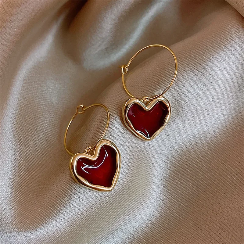 Sweet Burgundy Enamel Heart Earrings for Women Girl Gold Color Metal Love Heart Hanging Dangle Earrings Vintage Jewelry image 4