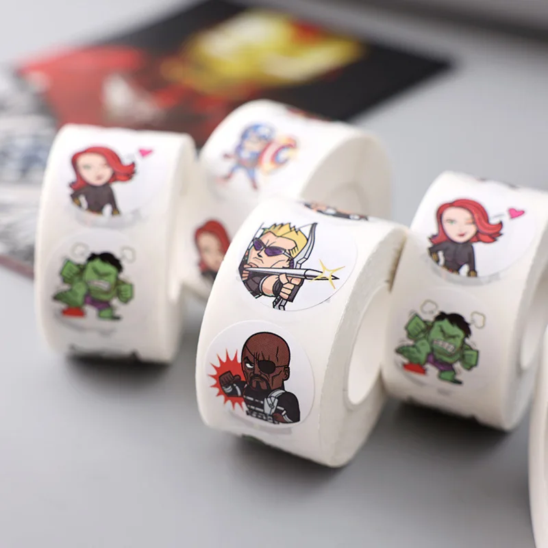 500pcs/Roll Iron Man Hulk Thor Avengers Super Hero Sealing Sticker DIY PVC Laptop Decals Decoration Stiker Reward Gift Toys