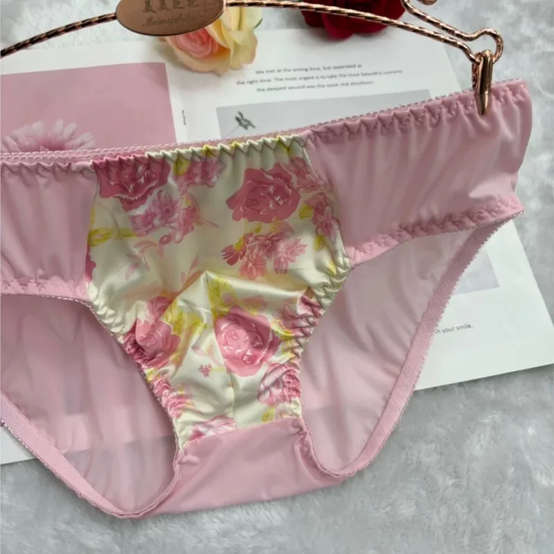 

Man's Silky Touch Flower Graphics BF Briefs Feminine Design Cotton Crotch Underwear Live Show Private Party DJ Club Clothing
