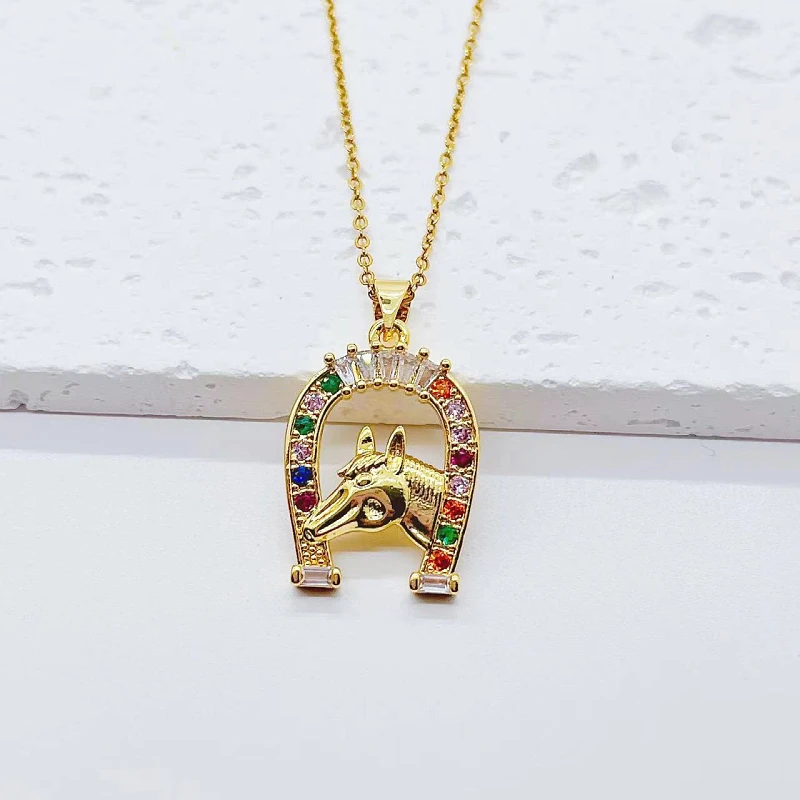 European and American fashion creative unicorn necklace classic color ladder square U-shaped horseshoe crown pendant gift