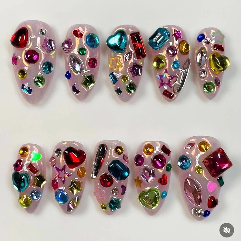 12칸 혼합 3D 미니 네일 라인스톤 아트 참스 오각형 하트 나비 다이아몬드 네일 젬스 쥬얼리 부품 DIY 매니큐어 장식