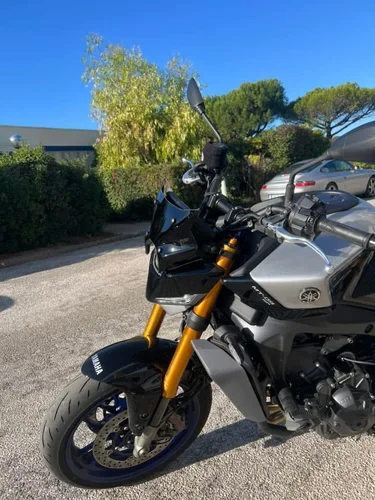 Imagen 2 del producto Nuevos accesorios para motocicleta, parabrisas, deflectores de protección contra el viento, parabrisas para YAMAHA MT-09 2024 MT09 SP MT 09 2024 2025