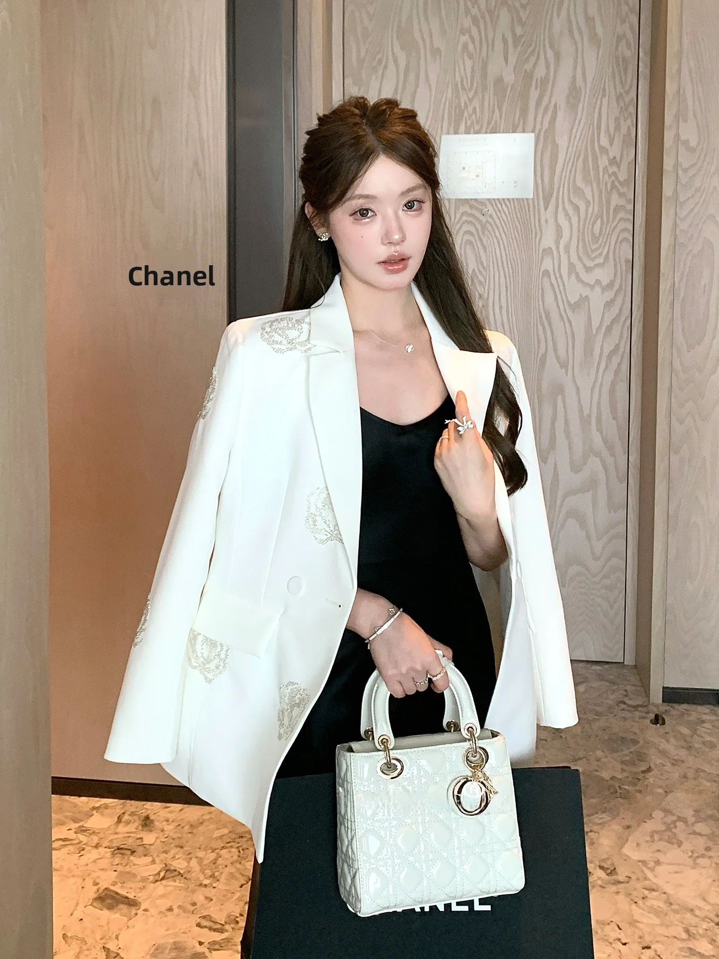 

FanyFloss Французский костюм свободного кроя с вышивкой белыми бриллиантами Jaet Ele Personali Женская модная верхняя одежда