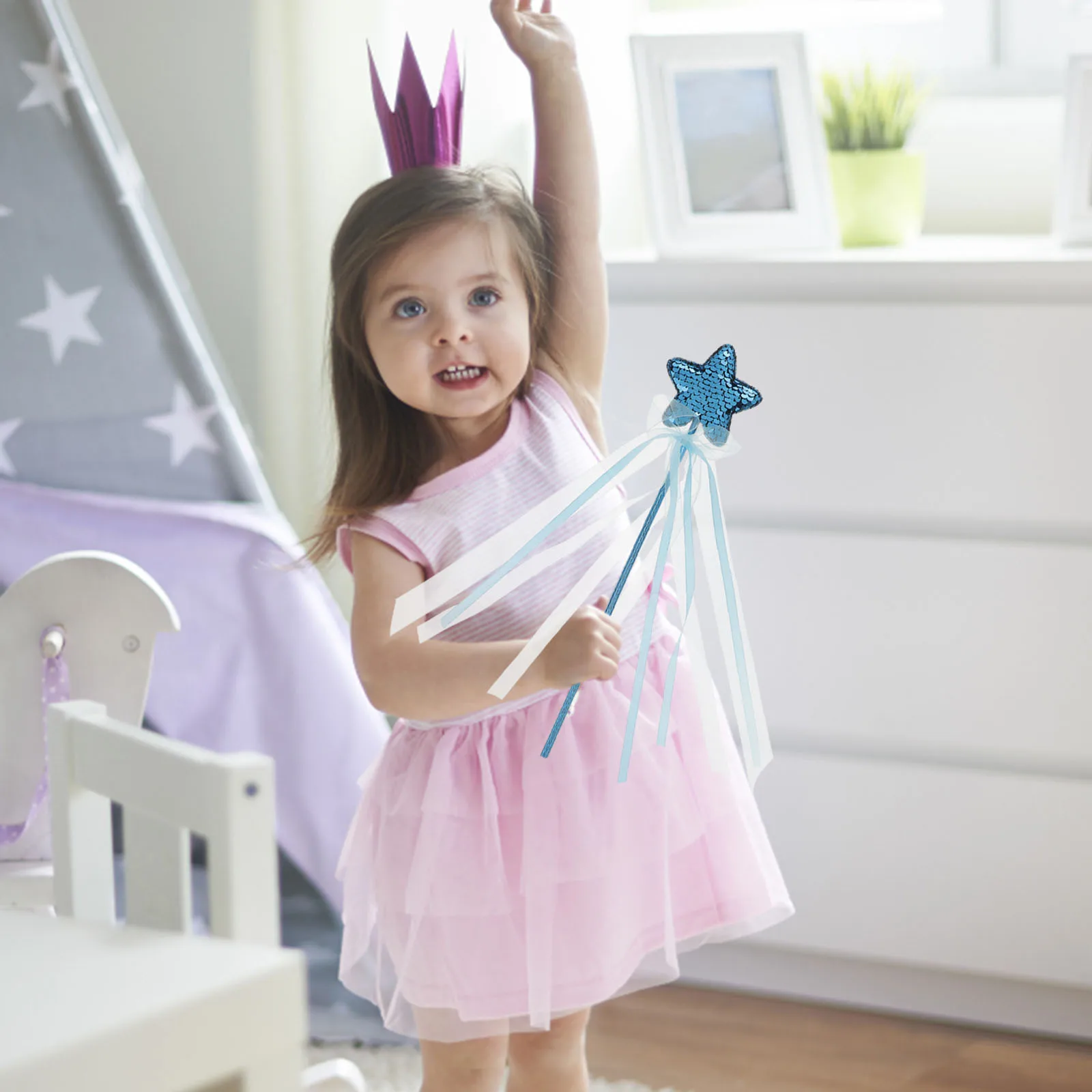 

Glitter Star Fairy Wand for Kids Comfortable Hand Feel Shiny Sequin Ribbon Design Angel Stick Costume Party Prop Halloween Gift