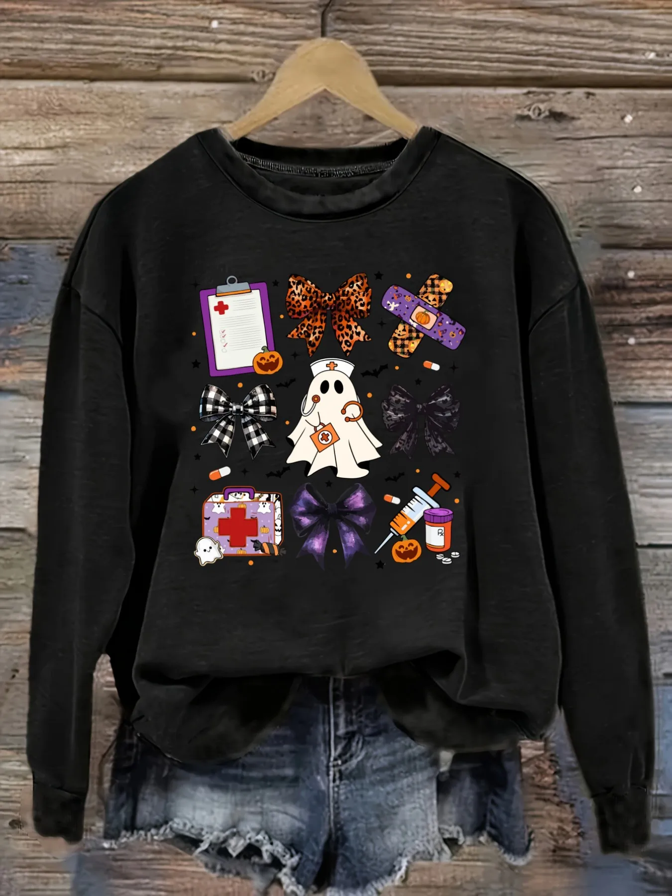 Women's Casual Long Sleeve Crew Neck T-Shirt Halloween Nurse Ghost Bow Prints Design, Round Neck Women's Clothing, Machine Washable, Slightly Elastic, Loose Fit, Spring Autumn Winter Women's T-Shirt, Halloween Costume Outfit