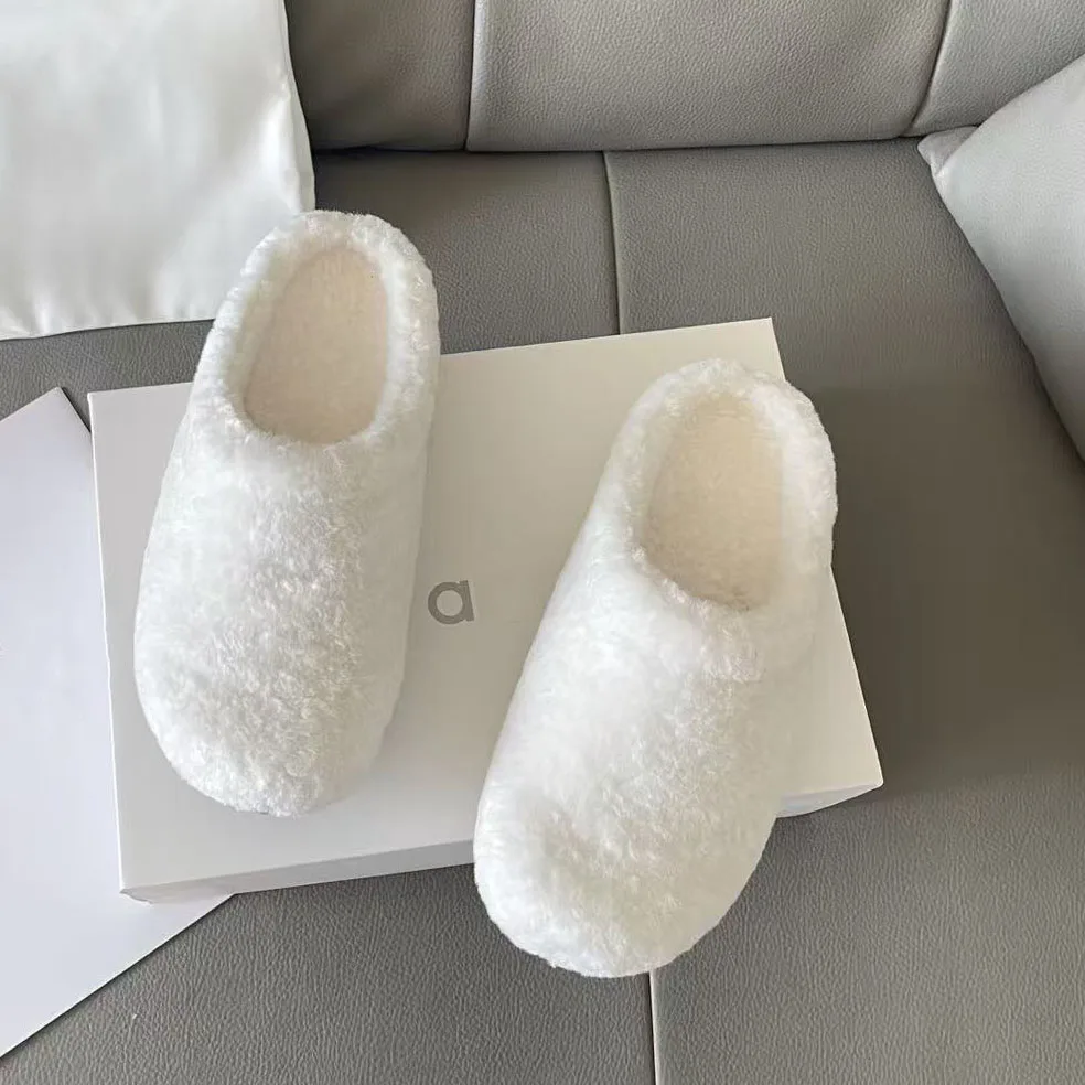 

2026 New Fashionable Winter Warm, Lightweight And Comfortable Woolen Slippers, Anti Slip And Wear-resistant Women's shoes