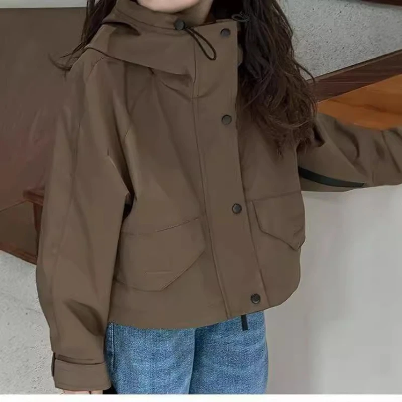 

2025 New Autumn Girls' Design Sense Solid Color Hooded Warm and Waterproof Short Jacket
