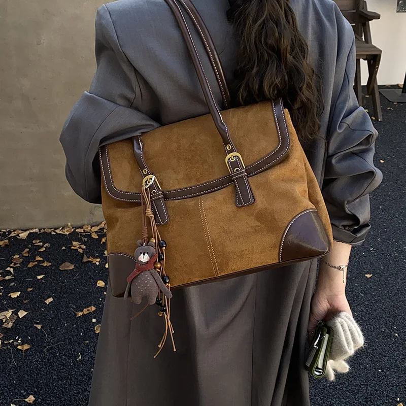 Минималистичная женская сумка через плечо большой вместимости A/W 2025 года, многосторонняя сумка через плечо из натуральной кожи, винтажная шикарная сумка для работы