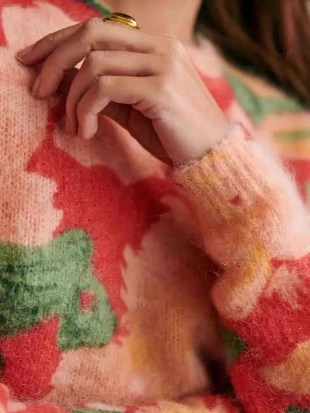 Maglione lavorato a maglia rotondo in lana Camere vintage con stampa romantica Maglieria da donna dolce Sle ampia vestibilità lunga Sve V-Ne