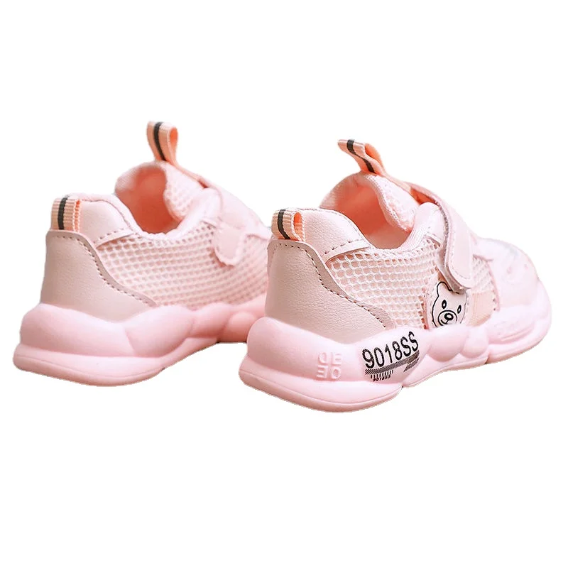 Zapatos informales antideslizantes para bebés y niños, zapatillas deportivas de fondo suave, Tenis transpirables para exteriores, zapatillas de moda