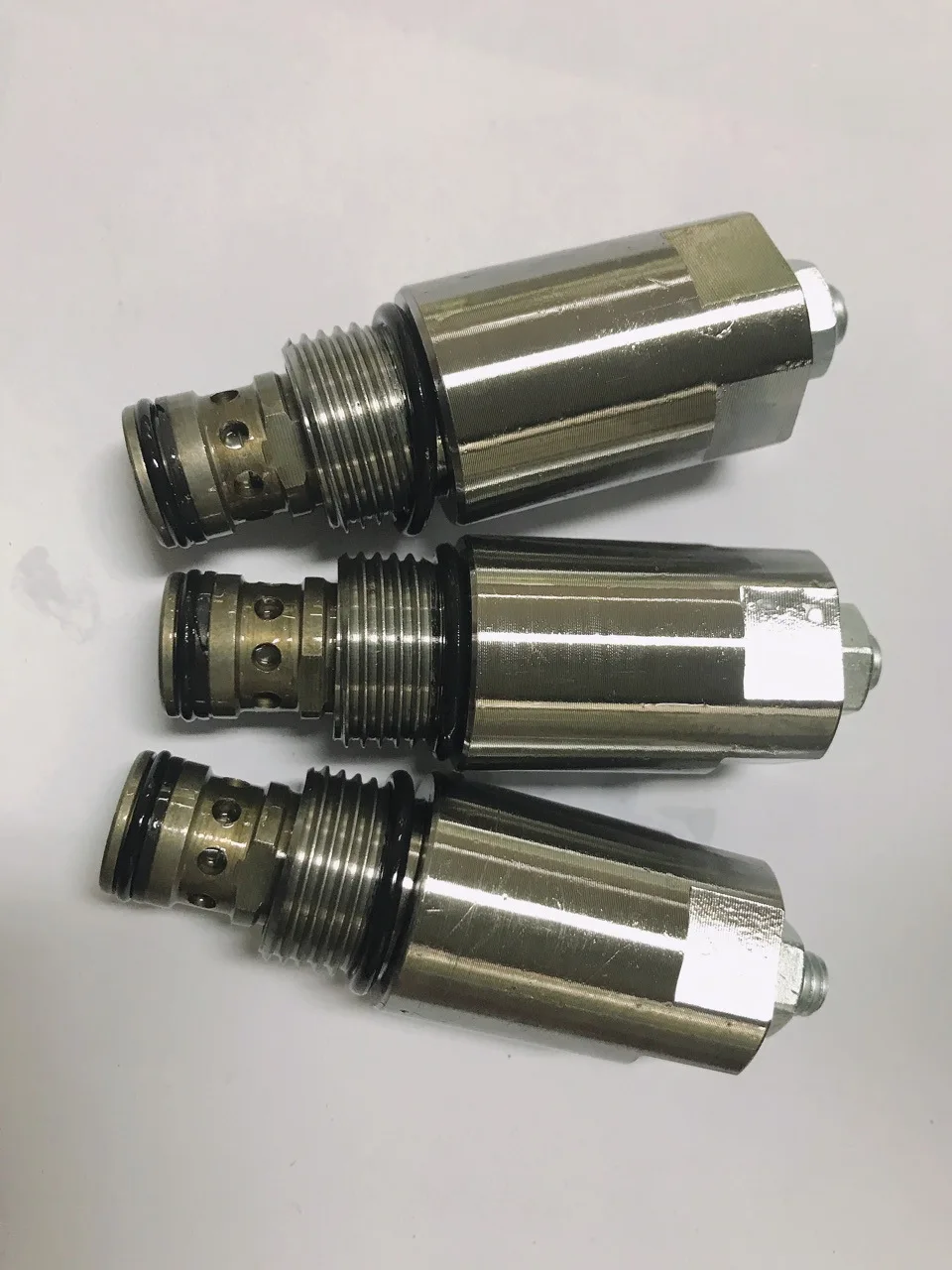 

Предохранительный клапан с пилотным управлением XYF10-8