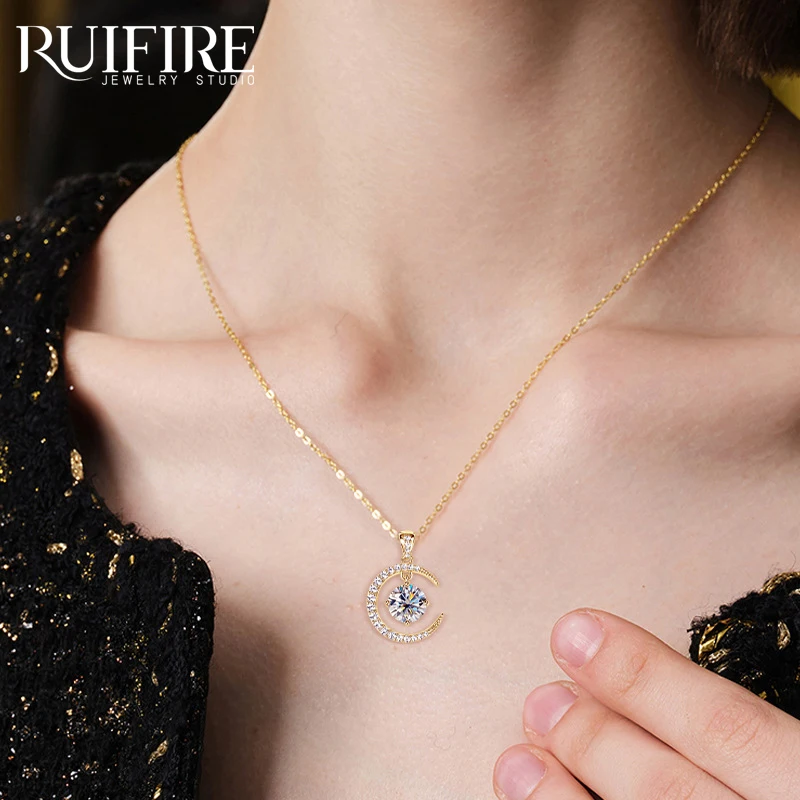 

RUIFIRE Round Moissanite Ladies Pendant Necklace S925 Sterling Silver White Gold Plated Moon Necklaces for Women Jewelry Gift