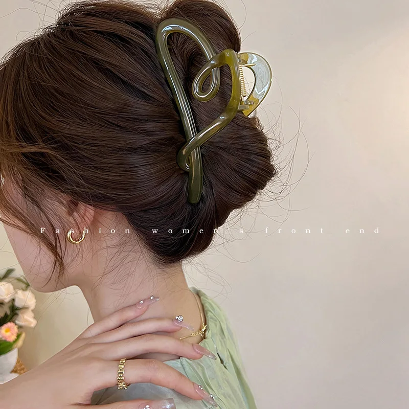 Vintage Heart Shape Hair Claw For Women Back Hair Holder Headband Elegant Hair Clips Hairpin Fashion Hair Accessories Headwear