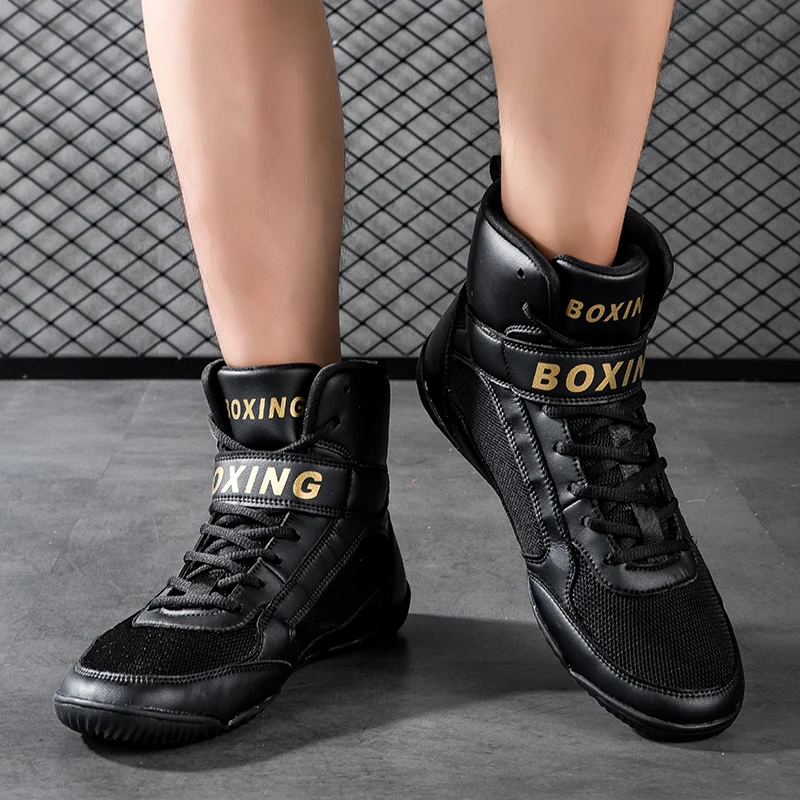 High Quality Professional Boxing Boots Men Hook&Loop Design Men Wrestling Shoes Anti-slip Wear-resistant Men Black Boxing Shoes