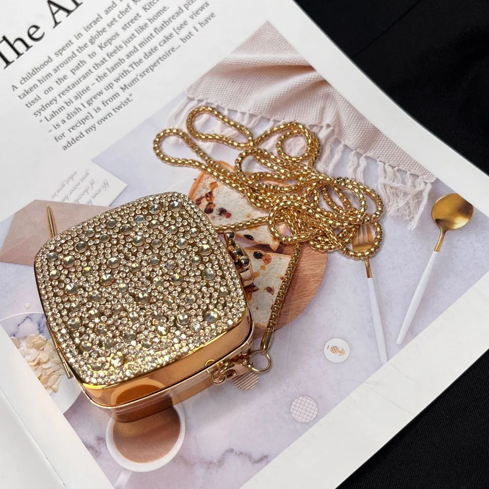 

Detachable Long Chain Rhinestone Inlay Clutch Bag Waterproof Lightweight Crystal Glitter Purse Lock Catch Small Capacity