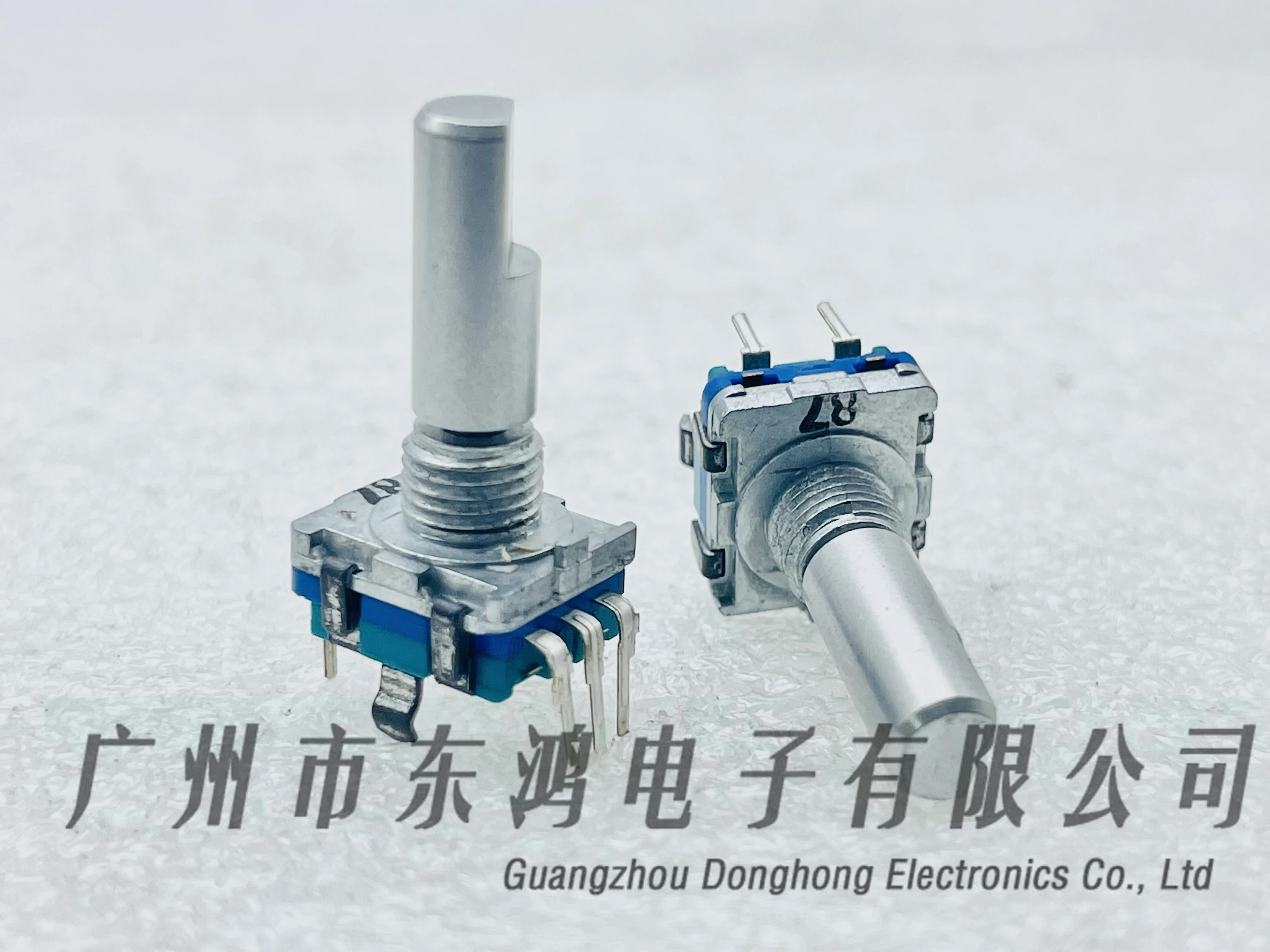 1PCS South Korea EC11 encoder 20 positioning belt by switching audio digital potentiometer shaft length 20mm