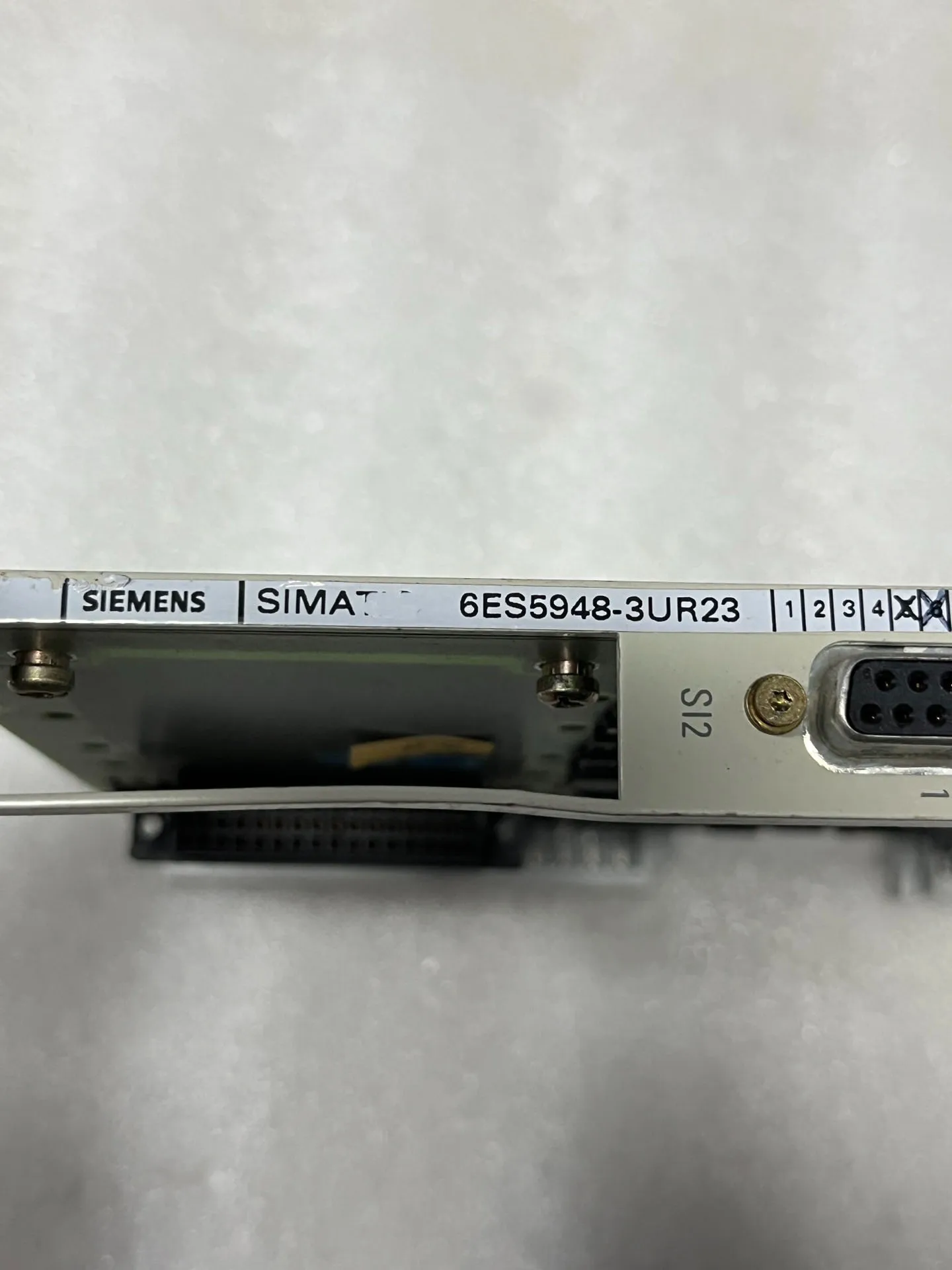 6ES5948-3UR23 بطاقة التحكم لشركة سيمنز