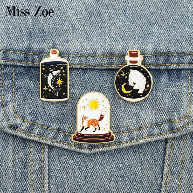 Ozean Weltraum Flasche Emaille Pins Benutzerdefinierte Nachthimmel Fuchs Wal Broschen Revers Abzeichen Kleidung Tier Schmuck Geschenk für Freunde