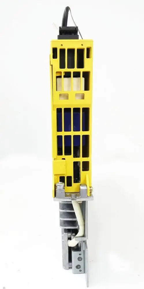 NUOVA unità servoamplificatore A06B-6093-H154 - utilizzata--