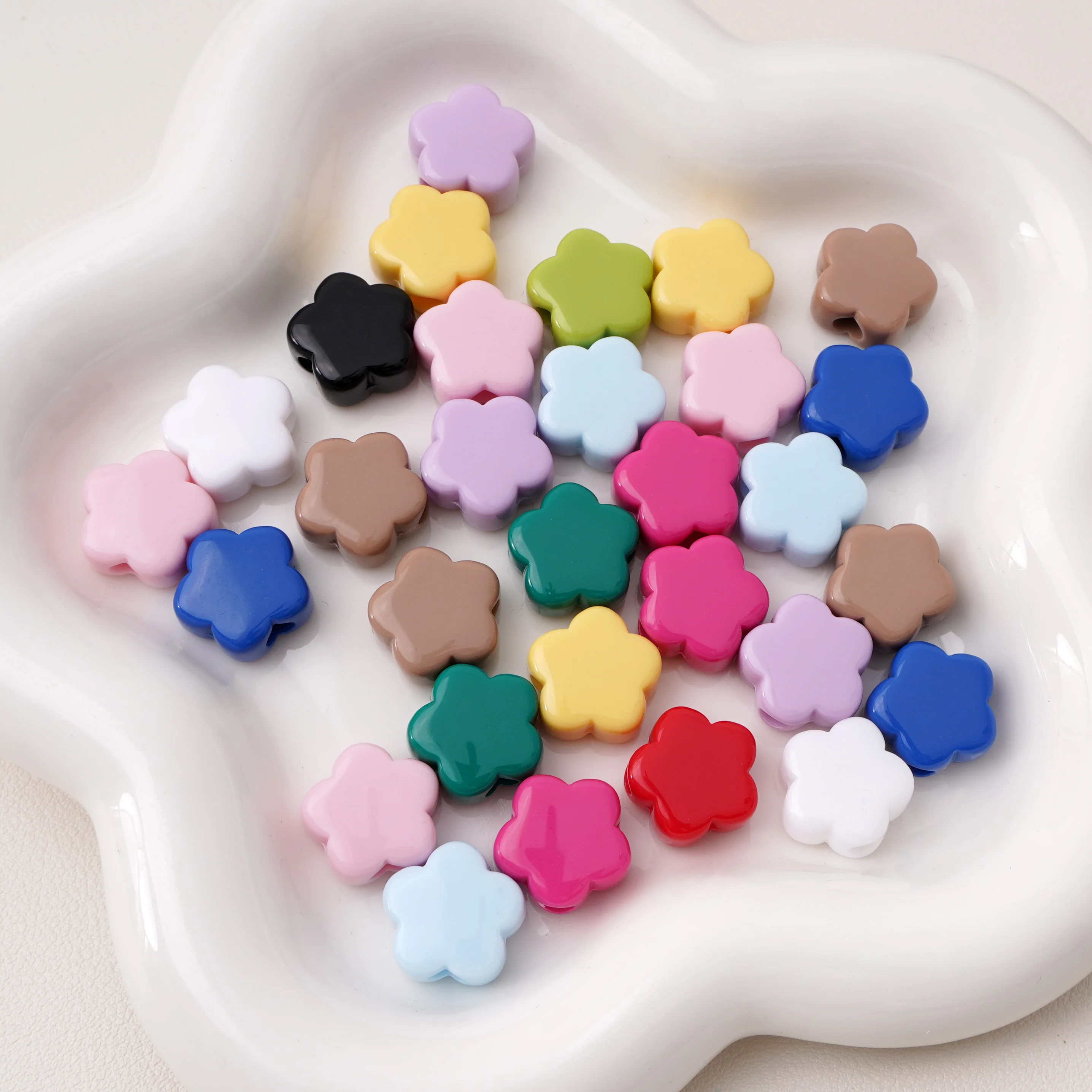 10/30 Stück 15x14mm Modische Einfarbige Blumenperlen Acryl Lose Perlen DIY 3,5mm Loch Handgefertigt für Schmuckherstellung Zubehör – Detail 7
