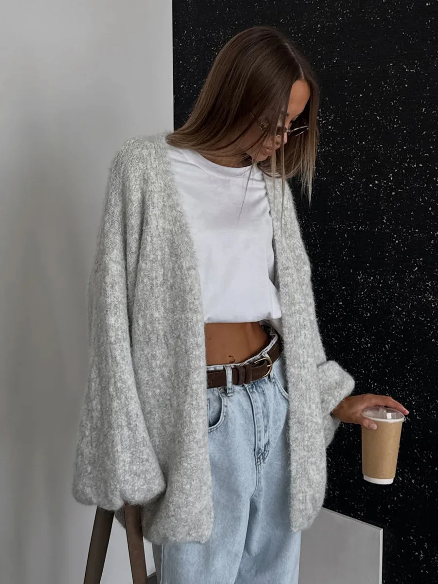 LIinar Women's Relaxed-Fit Cardigan Fall Winter 2026 New Arrival Loose-Fitting Casual Buttonless Knit Cardigan