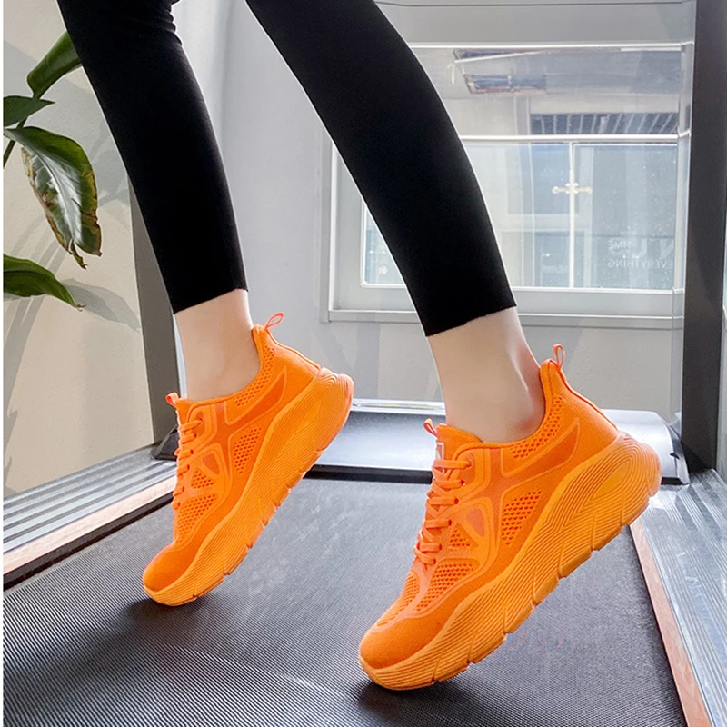 

Women's sports shoes new four seasons fashion pure color lace-up shoes Korean version of youth literary style running shoes