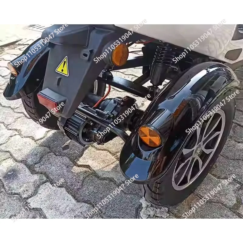 Rear axle assembly of two-wheel electric vehicle modified three-wheel full set of accessories