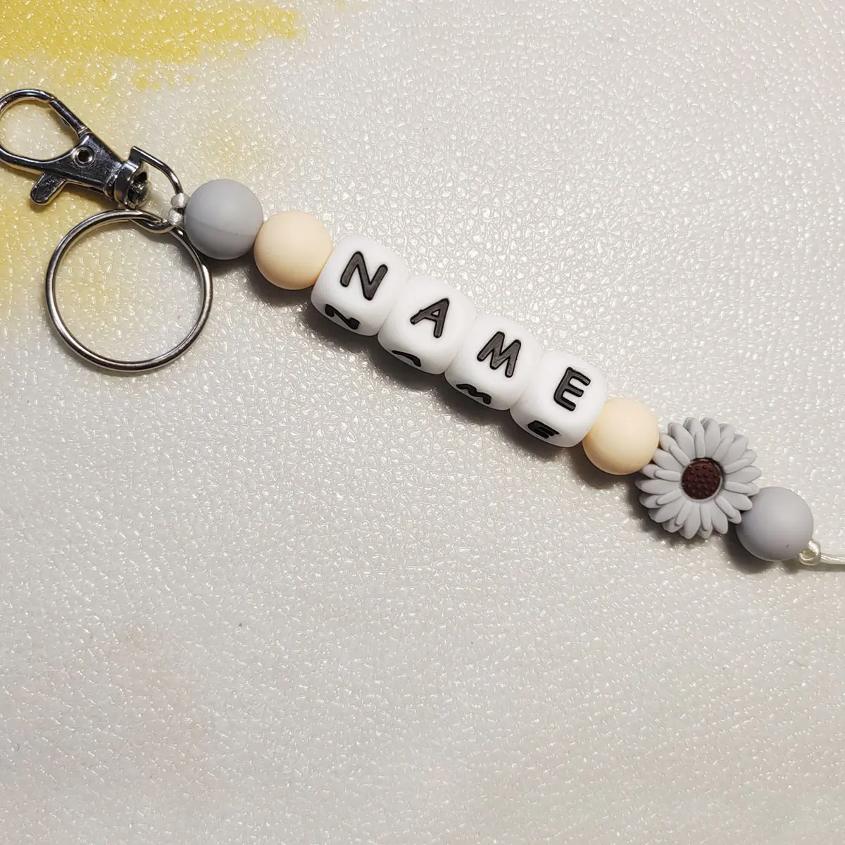 Personalized Custom Daisy Silicone Keychain, Beaded Bag Charm