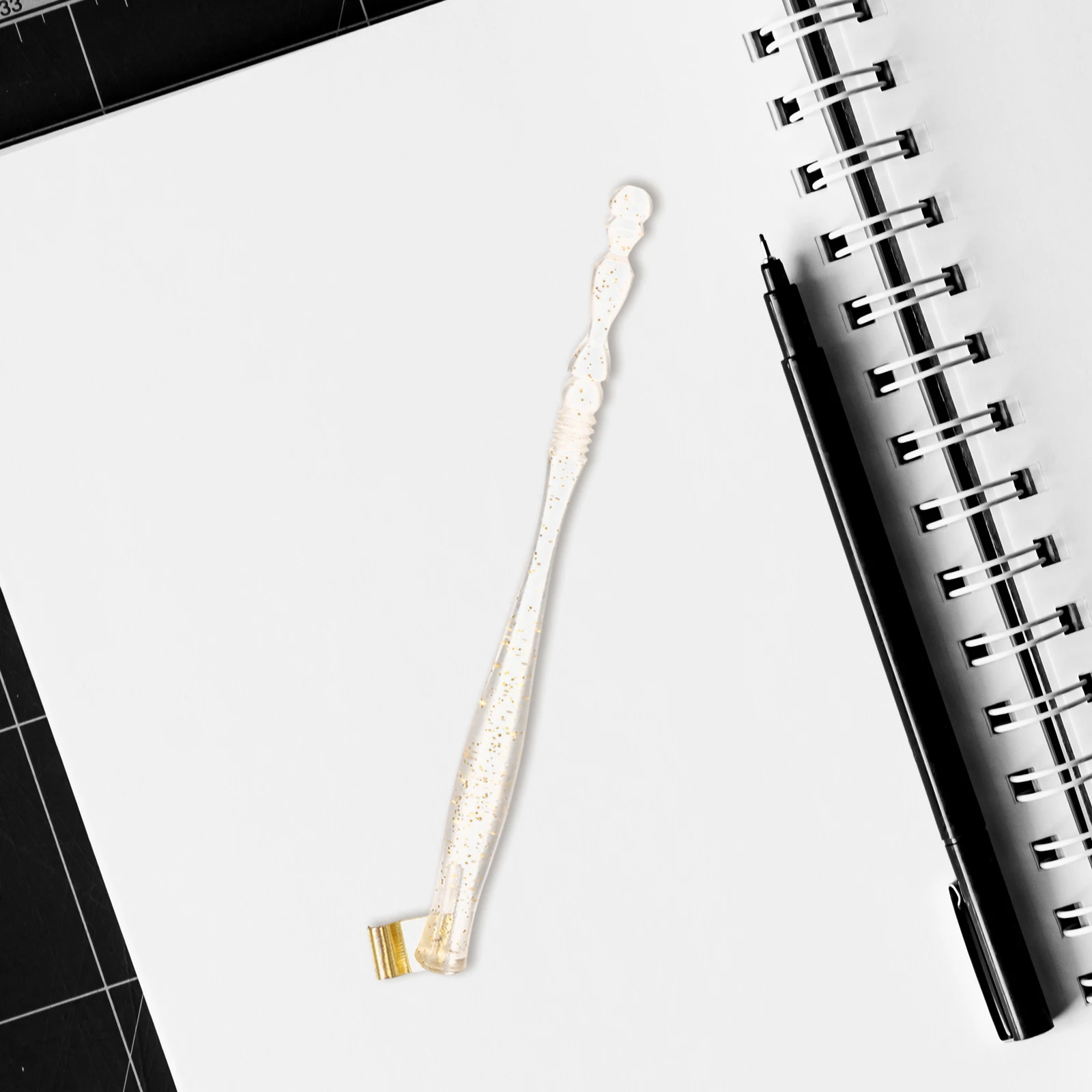 

Resin Dip Nib Calligraphy Pen For Painting Writing Supplies Smooth Light Easy Carry Nib Holder Replacement Professional