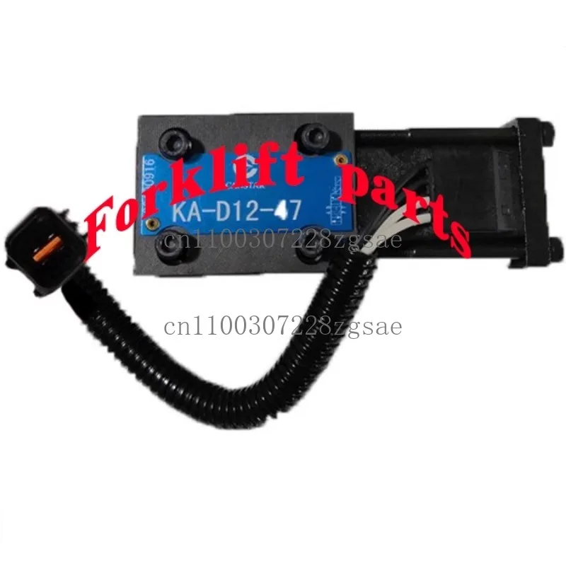 Forklift Parts 8FD10-30 Automatic Gearbox Gear Solenoid Valve 32610-23330-71 Excellent/Spot