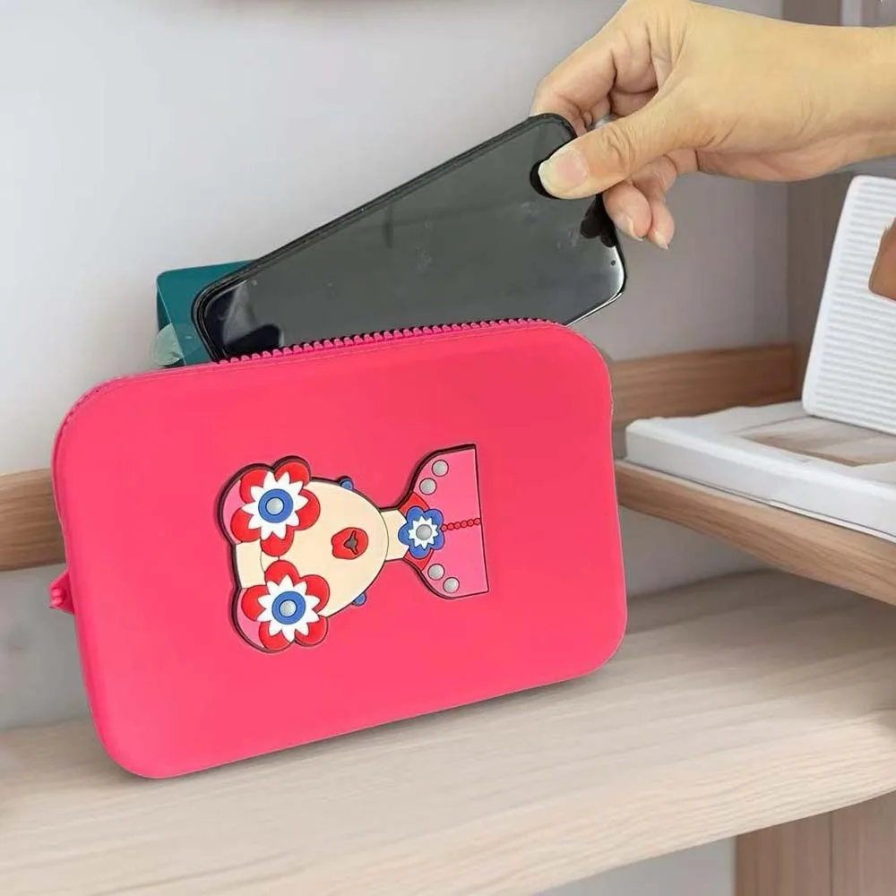 

Eyewear Bag Anti-lost Silicone Wrist Wallet Lightweight Sewn Waterproof Makeup Pouch Ethnic Style Simple Cartoon Phone Bag Women