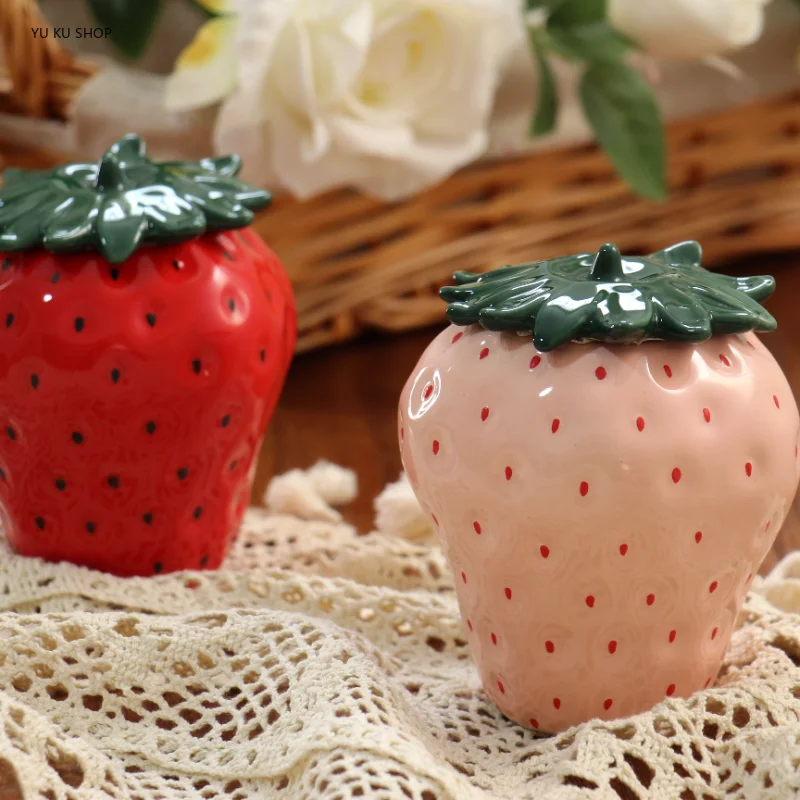 

Creative Ceramic Strawberry Sealed Jar Sugar Bowl Tea Jar Storage Jar Kitchen Items Food Storage Containers Household Decoration