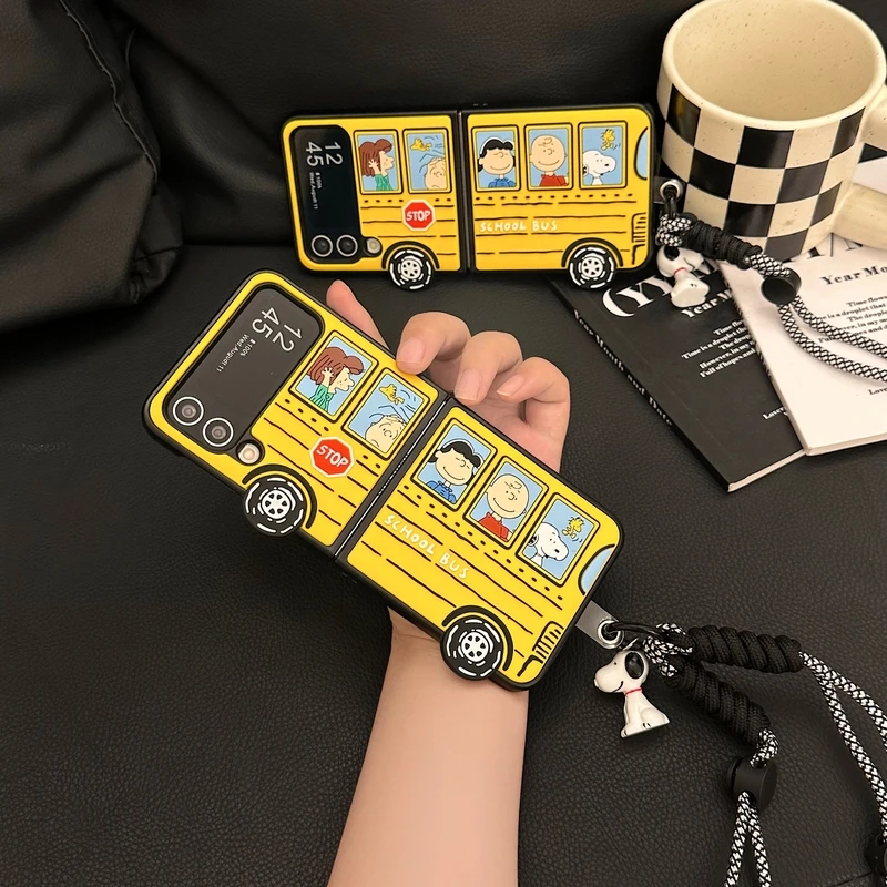 Funny Snoopy Charlie Brown School Bus Charlie Brown Lanyard Phone Case For Samsung Z Flip 3 4 5 zflip5 zflip3 Cute Snoopy Cover