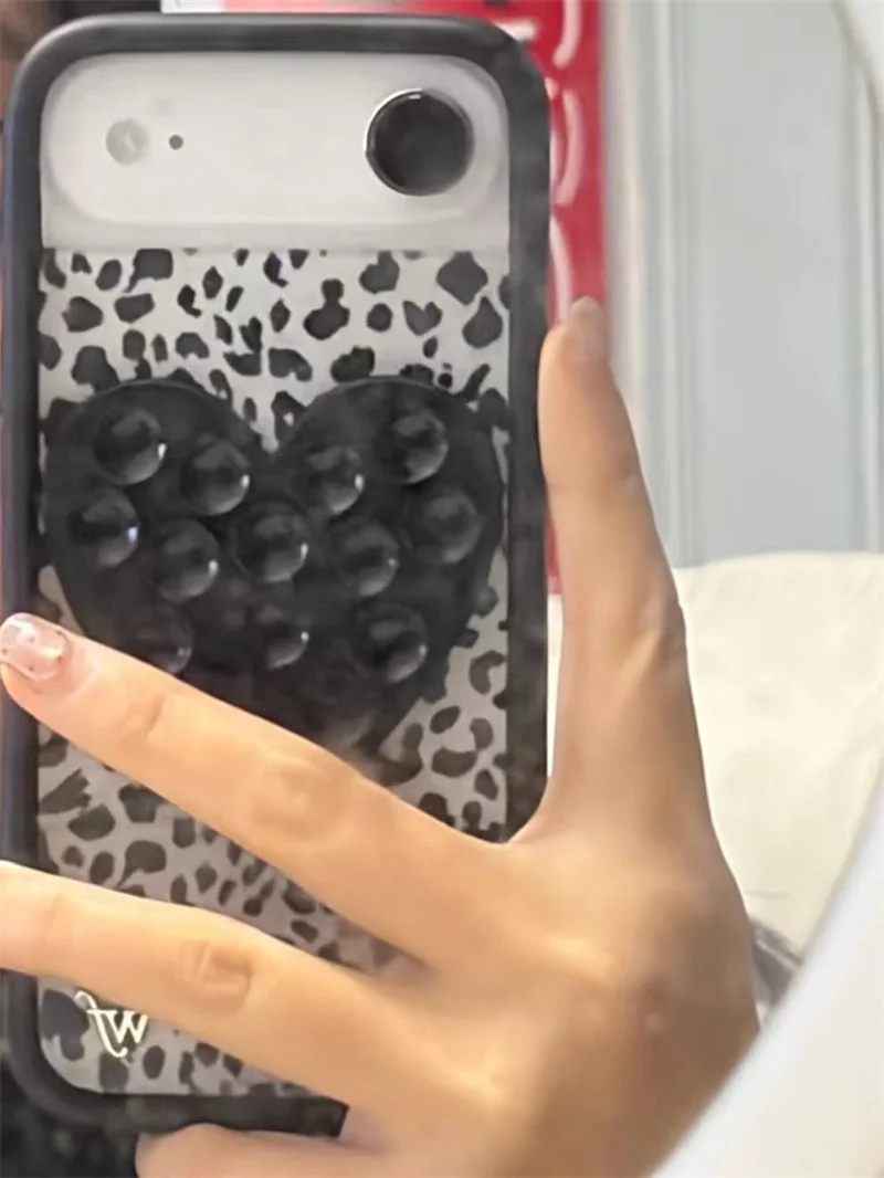 Wildflower Love Sucker Sucking Disc Strawberry Phone Case For iPhone 18 17 16 15 14 13 Pro Max Star Suction Cup Stickers Cover