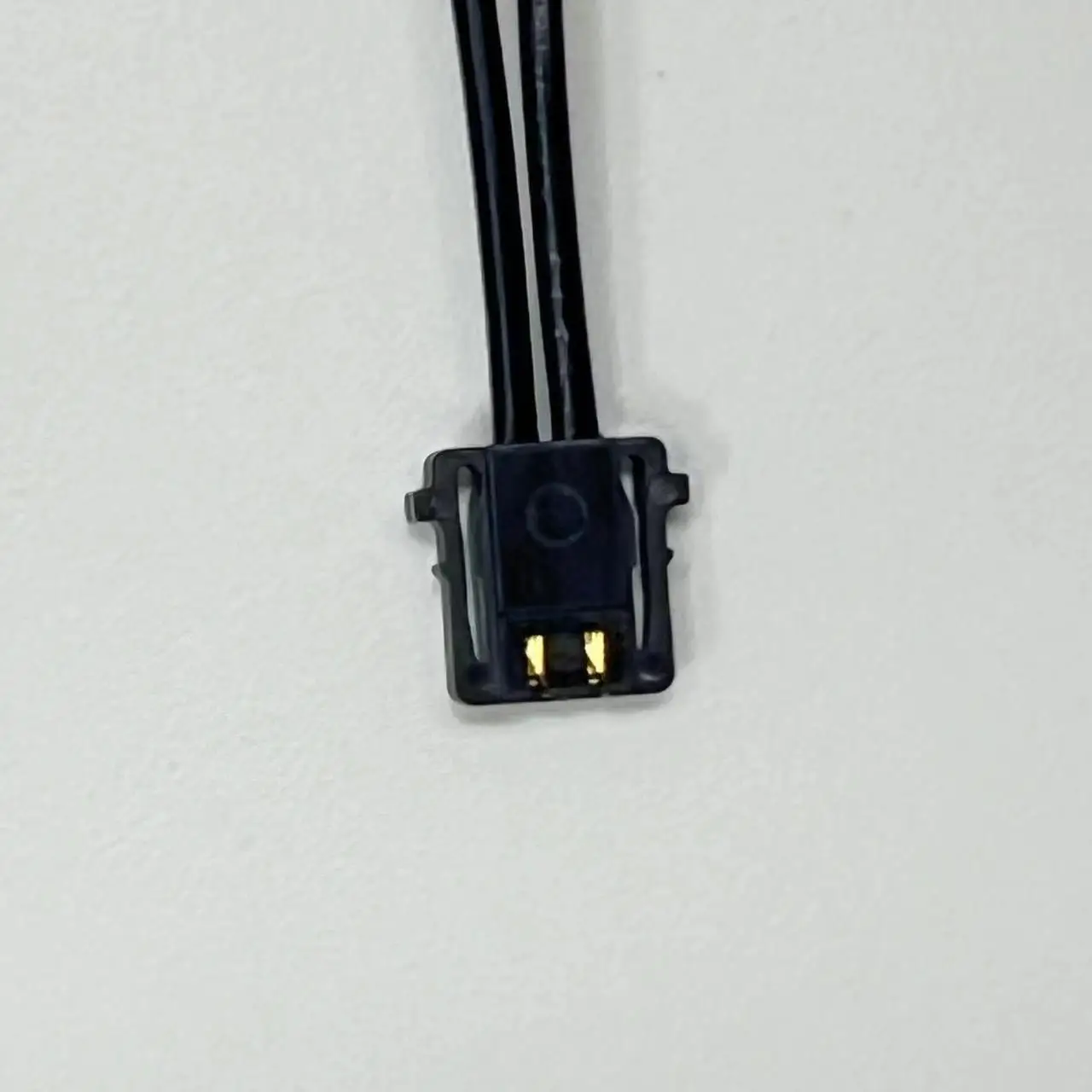 5040510201   Жгут проводов, двойные концы типа A, кабель OTS MOLEX Pico Lock с шагом 1,50 мм, 504051 -0201, 2П