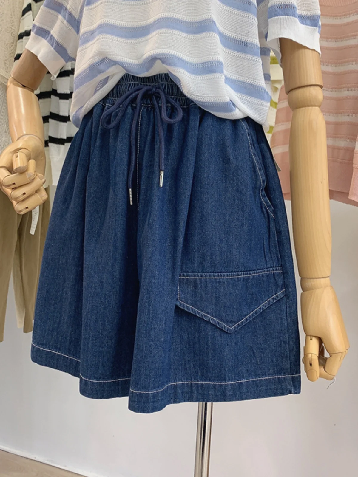 

Women's Casual High Waist Wide Leg Jeans orts plus Size Comfortable Loose Fitting Hot Pants Summer Faion plus Size