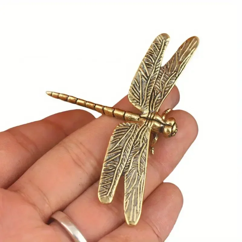1pc Vintage Brass Dragonfly Figurine - Antique-Style Home & Office Desk Decor, Creative Tea Pet Collectible