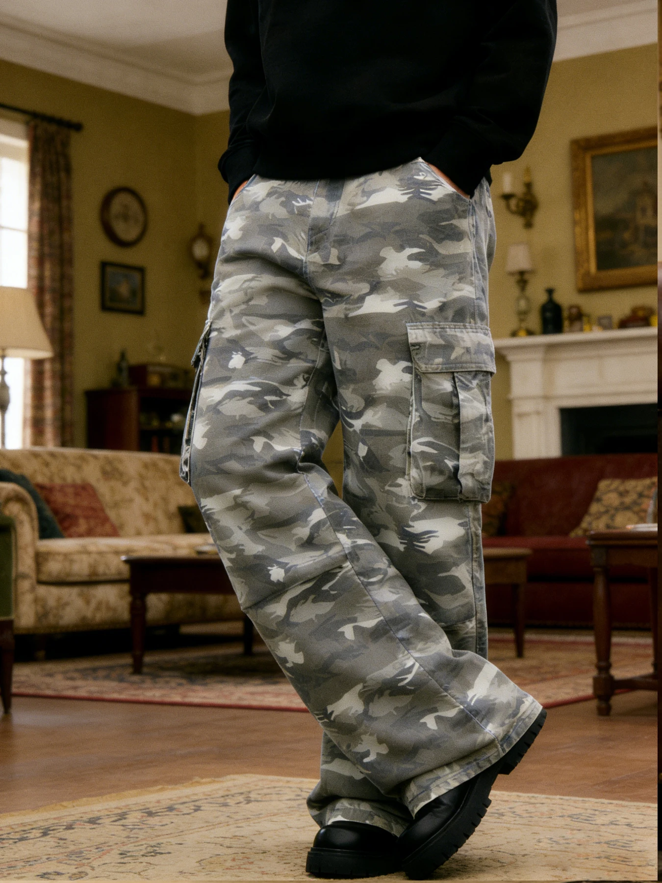 

High-street functional style gray-white camouflage jeans, men's multi-pocket design, distressed washed drape long pants