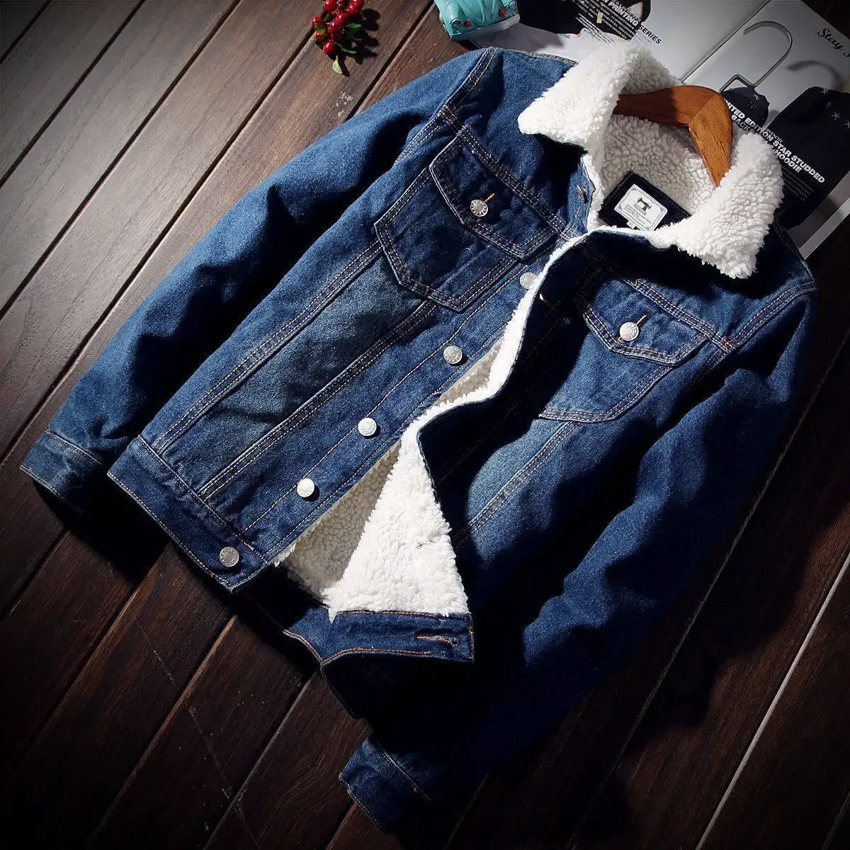 2024 Men's Winter Light Colored Lamb Wool Denim Coat Korean Version of Large Size Jacket Plus Fleece Thick Top