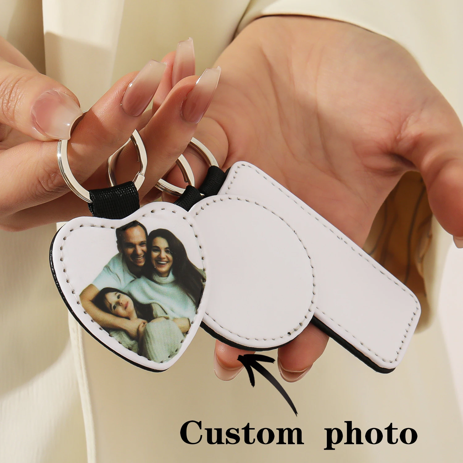 

Брелок с подписью на заказ, позолоченная прямоугольная пластина, художественная гравировка шрифта, персонализированный брелок для ключей, цепочка на день рождения, Рождественский подарок