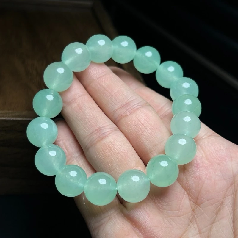 Fresh High Ice Light Green Round Bead Bracelet.