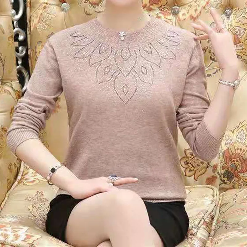 Autumn Winter Elegant Diamonds Round Neck Knitted Pullovers 2023 Simplicity All-match Solid Color Sweaters Women\'s Clothing