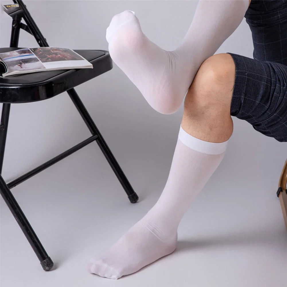Kaus kaki ultratipis elastis pria, kaus kaki tabung tengah bernapas kasual tembus udara musim panas