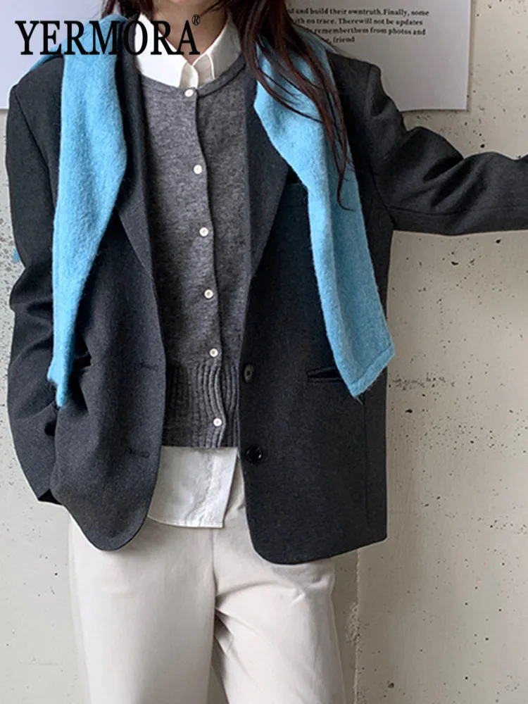 

YERMORA Gray Button Pocket Brief Casual Blazer For Women Lapel Long Sleeve Loose New Jacket Fashion Tide Spring Autumn 2026