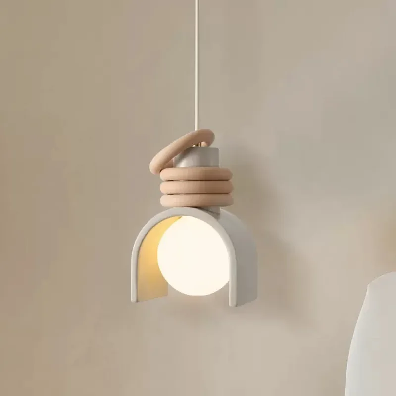 Resin Nordic Sconces desain seni suspensi lampu gantung kamar tidur samping tempat tidur ruang tamu lampu gantung restoran Bar lampu dekoratif