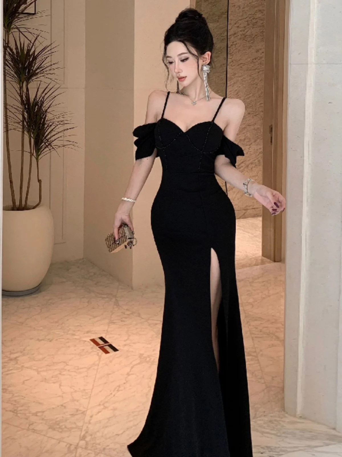 Korejepo Hepburn Sexy Celebrity Style Off The Shoulder Suspender Dress High End Figure Waist Split Harpoon Tail Banquet Dresses