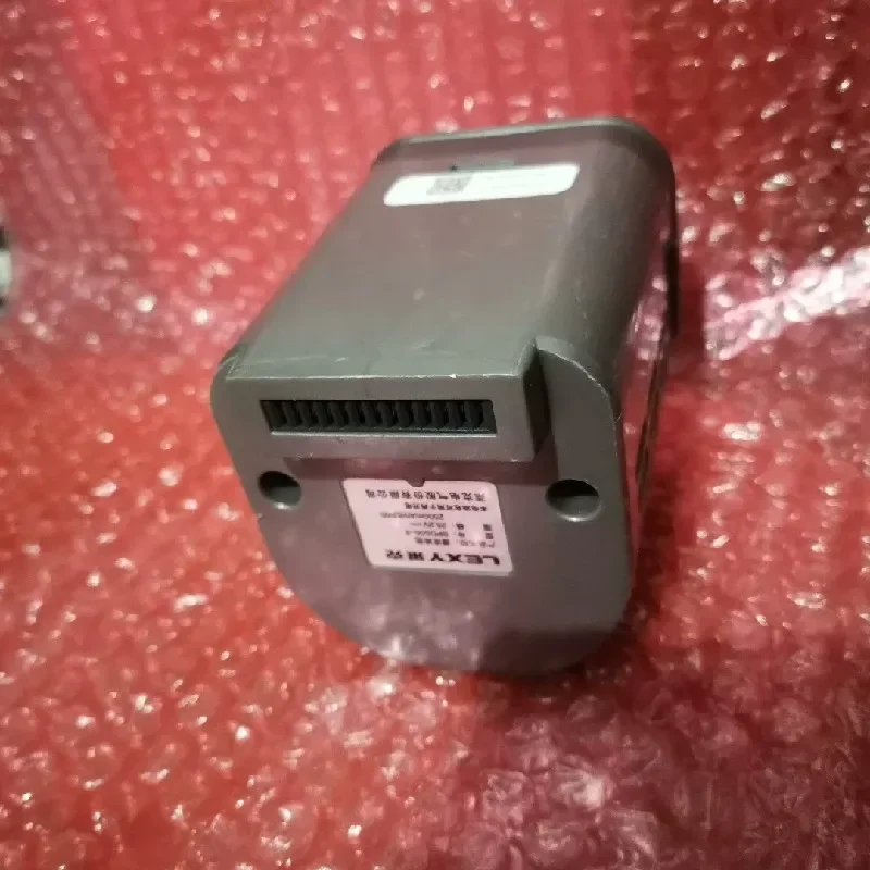 

100% оригинал 25,2 В 2500 мАч для LEXY SPD506-1 SPD506-3 M83 M85 PLUS аккумулятор для пылесоса